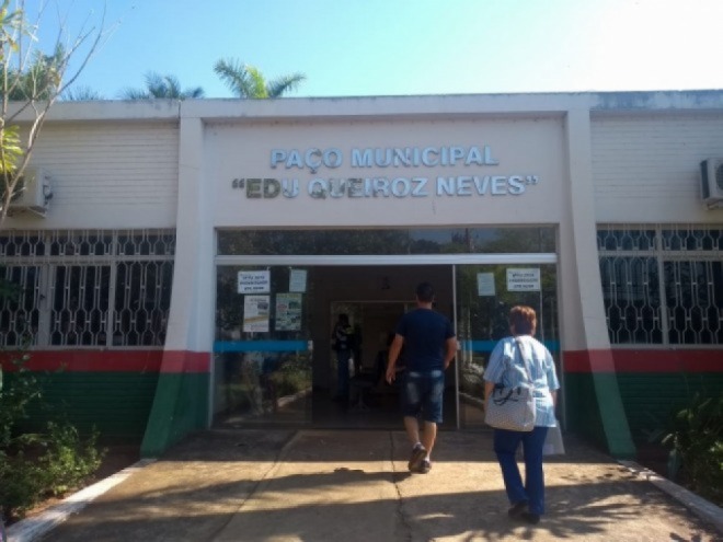 <div style='background:#214f64; float:left; padding: 1px;'>Finanas</div><div class='data-slider'>24/07/2020</div>
<br>Secretaria de Finanças emite nota sobre arrecadação do primeiro semestre Secretaria de Finanças emite nota sobre arrecadação do primeiro semestre