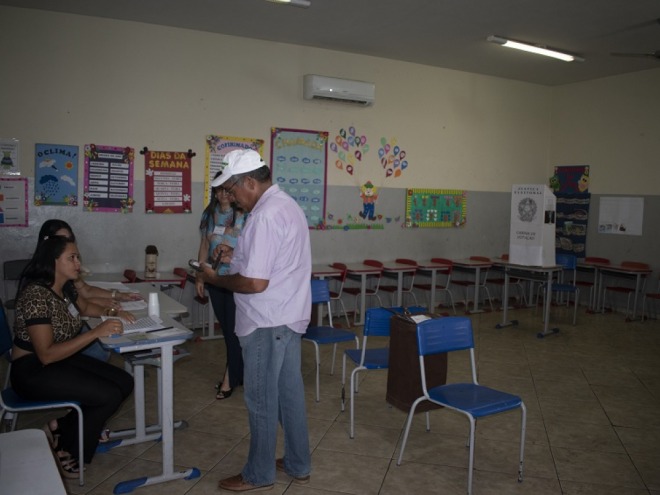 Paranaibenses comparecem as urnas e escolhem novos conselheiros tutelares